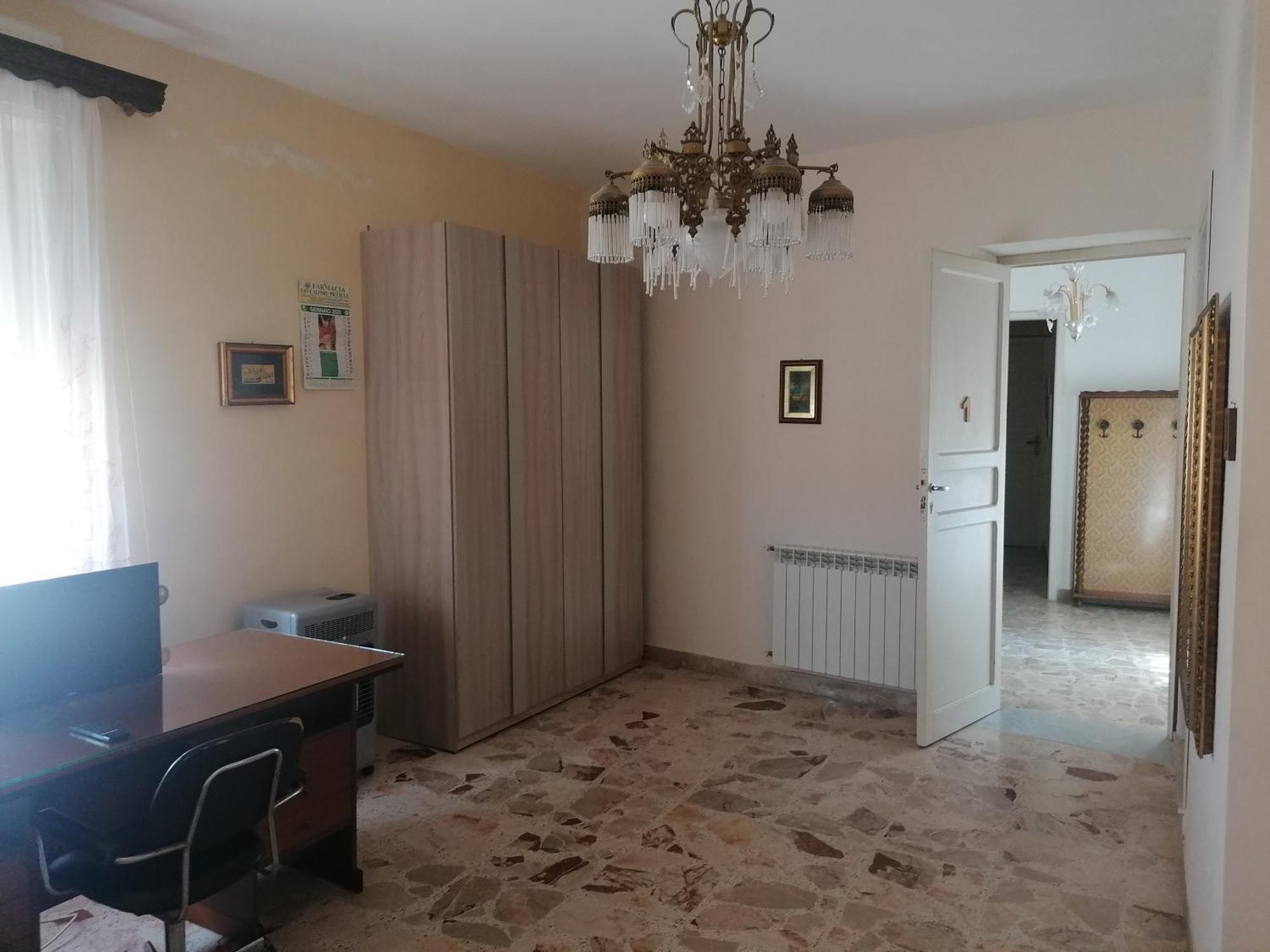 San Caloiru Home Naro Exterior photo