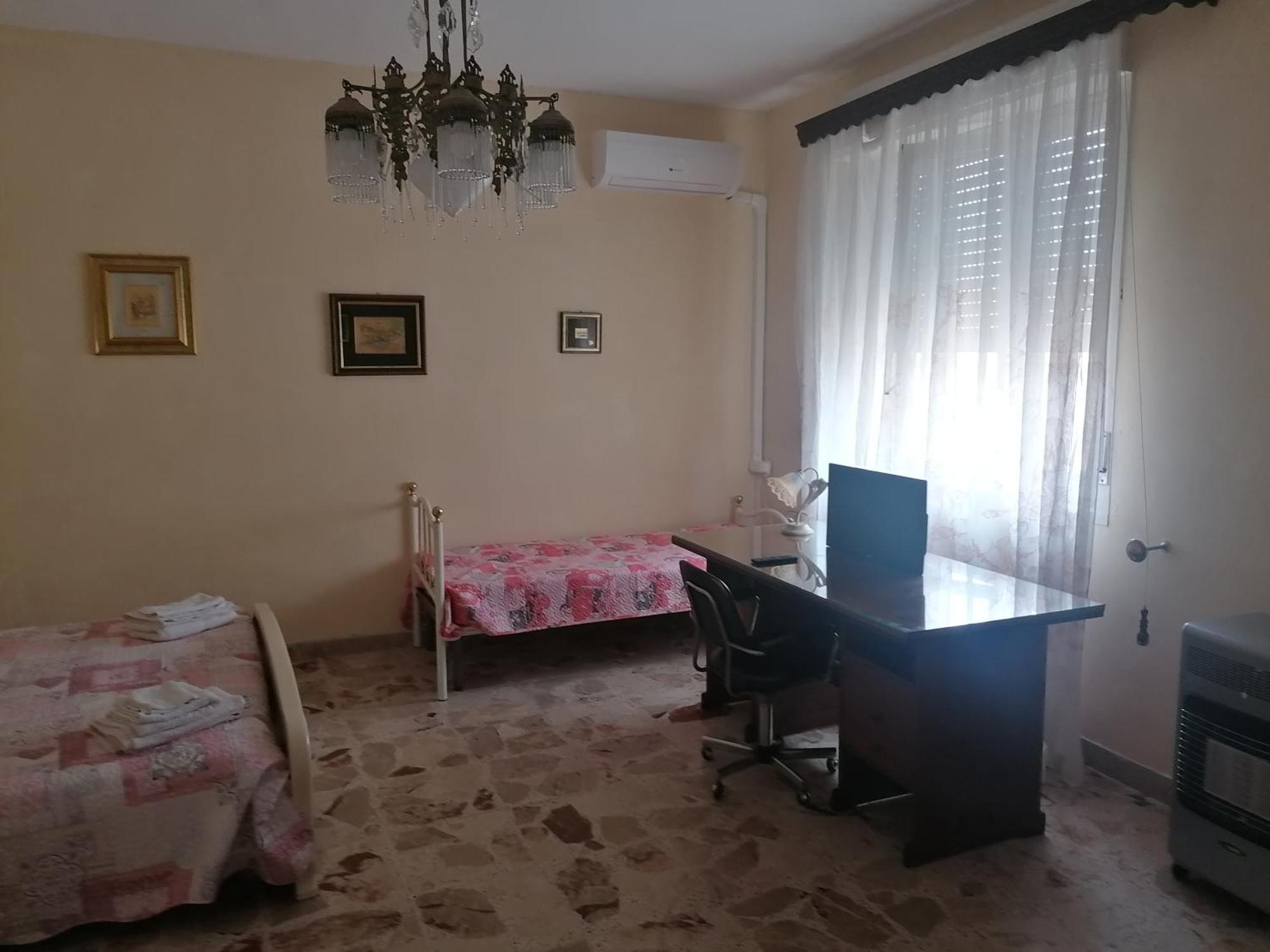 San Caloiru Home Naro Exterior photo